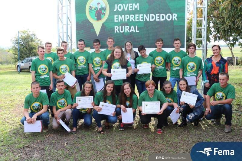 Formada a 1ª turma do programa Jovem Empreendedor Rural 